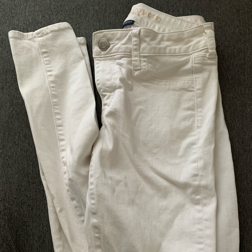 White low rise American Eagle Jeans